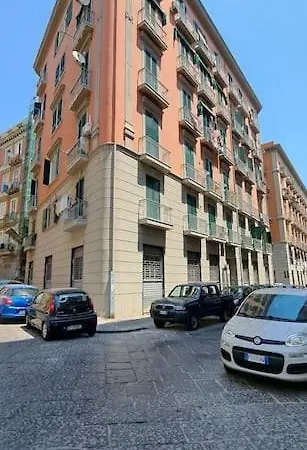 Napolistayin Flat In Apartment Neapel