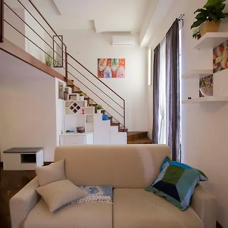 Napolistayin Flat In Apartment Neapel